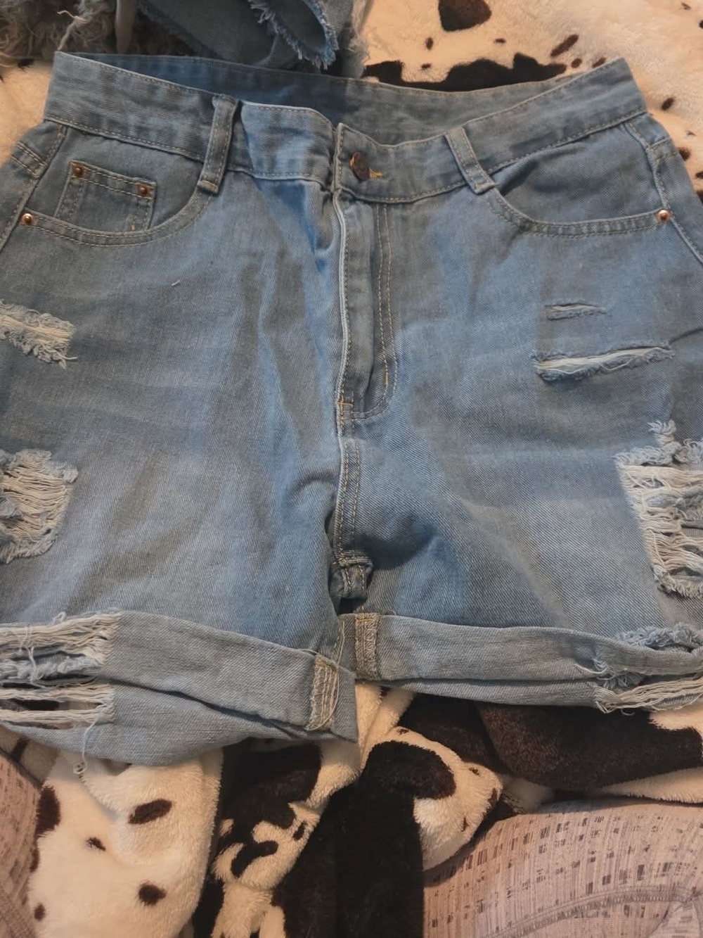 SHEIN Light Blue Distressed Rolled-Hem Jean Shorts